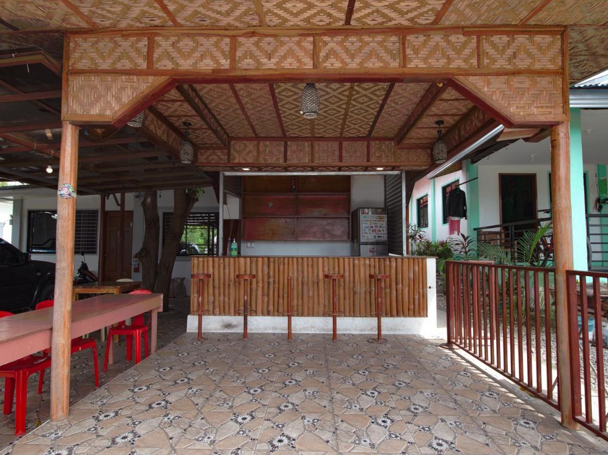 Oyo 777 Rn Guesthouse Moalboal Exterior foto
