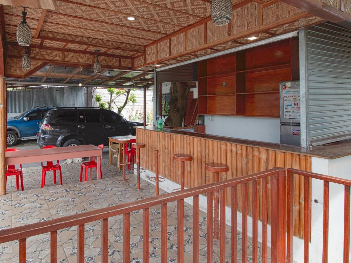 Oyo 777 Rn Guesthouse Moalboal Exterior foto